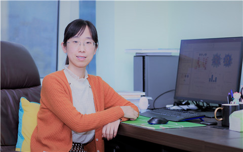 李语丽